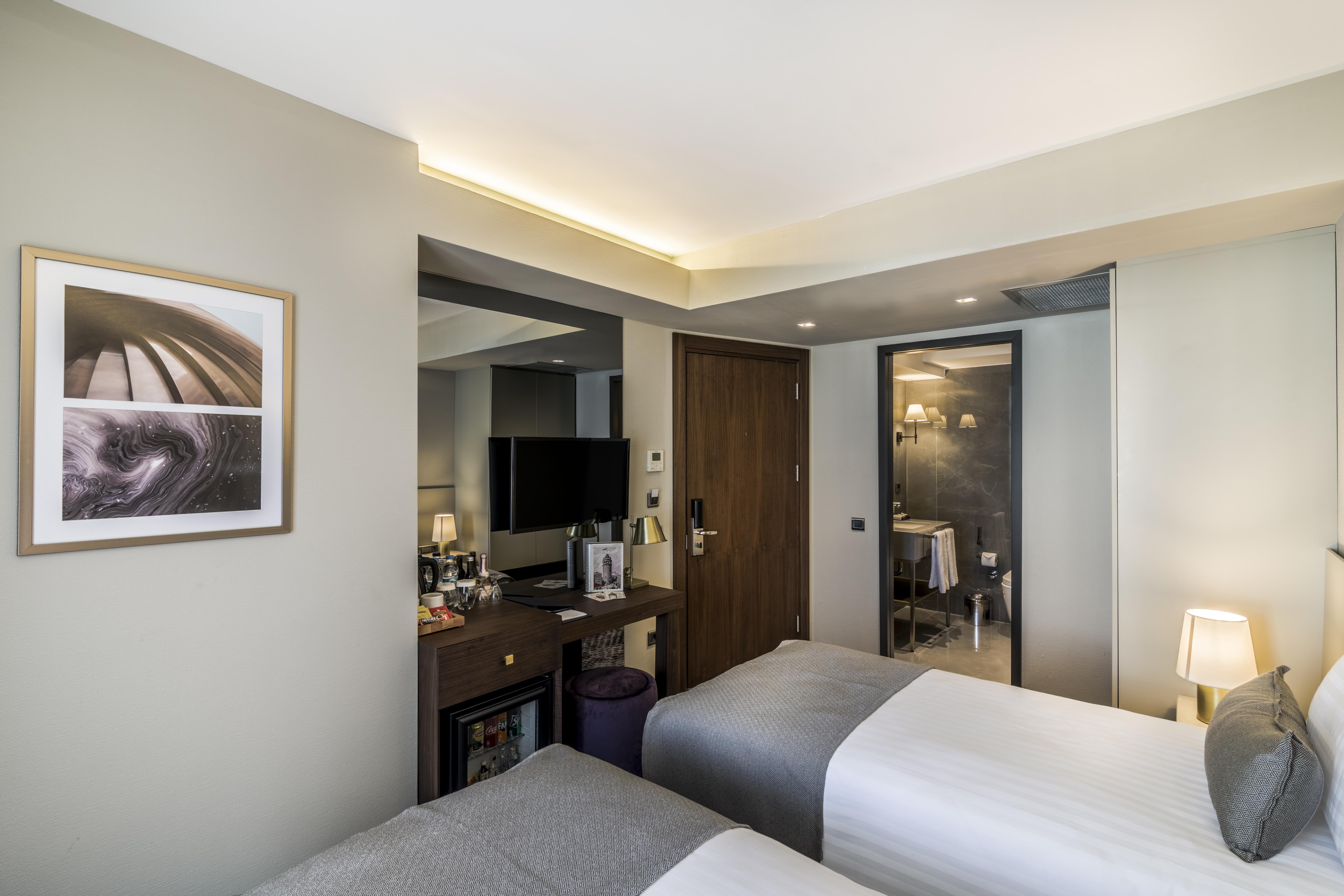 Galata Times Hotel Istanbul Exterior photo